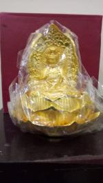 Tượng phật trong xe